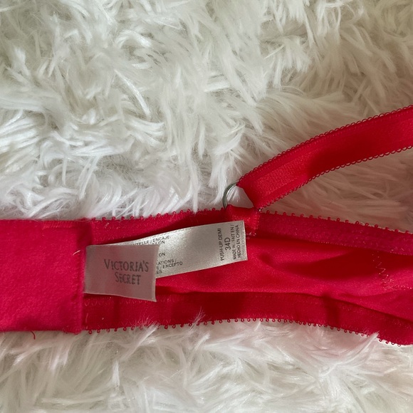 Red with lace push up demi bra - Picture 6 of 6